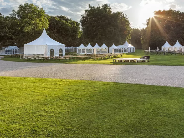 Tent hire companies and retailers